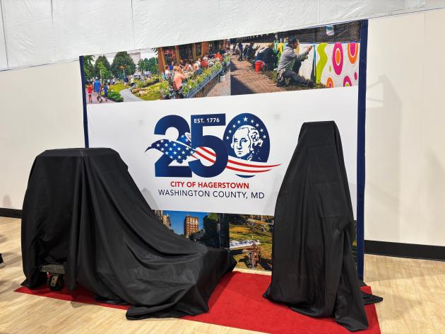 Sights from the 1976 time capsule ceremony